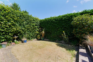 Chestnut Close